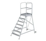 Escalier à plate-forme, avec marches accessibles d’un seul côté, roulettes et poignées, en aluminium strié - 7 marches