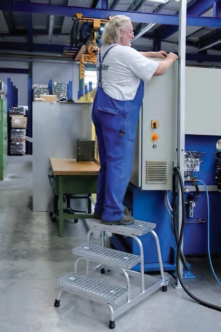 Marchepied rigide R 13